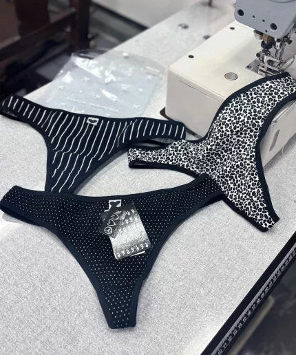 Colaless Maria Manuela